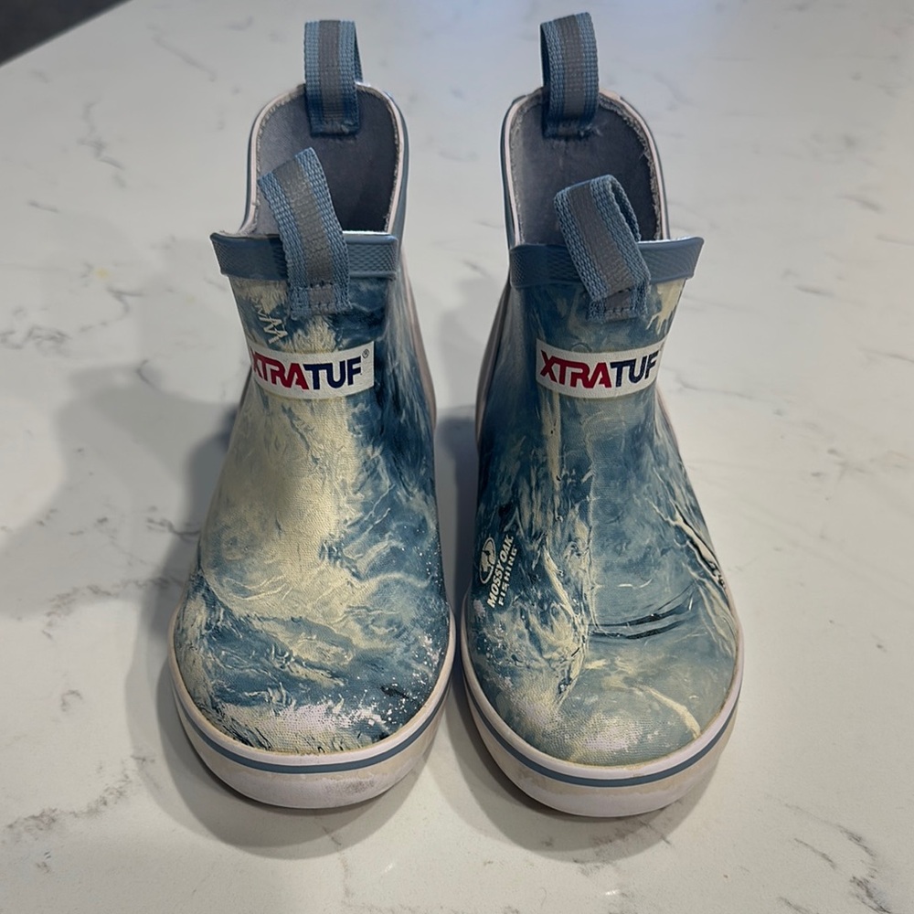 Little Kids Blue XtraTuf’s Size 12